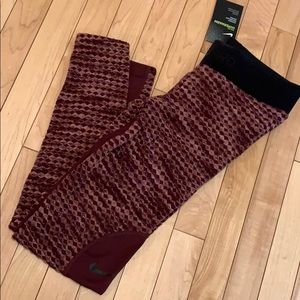 NIKE PRO HYPERWARM LEGGINGS! NWT💘